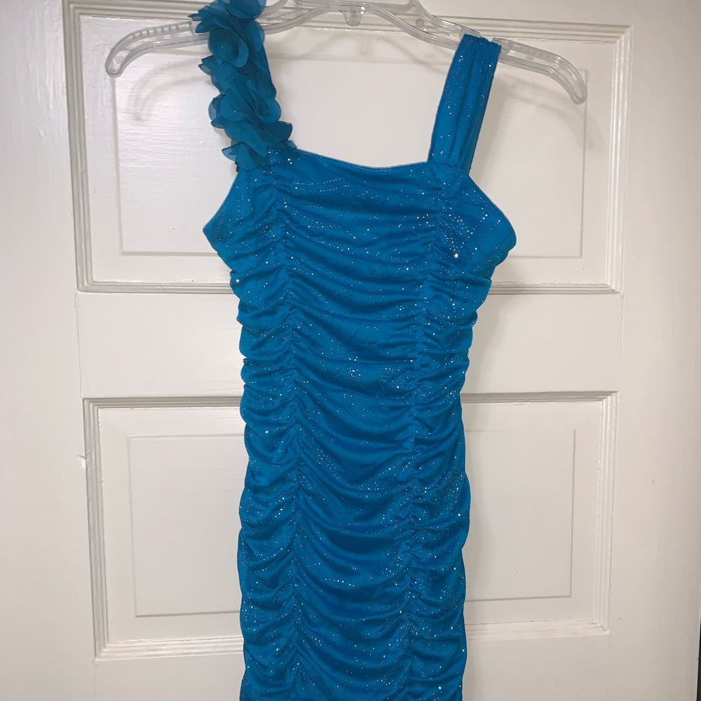 Girls fitted ruffled dress